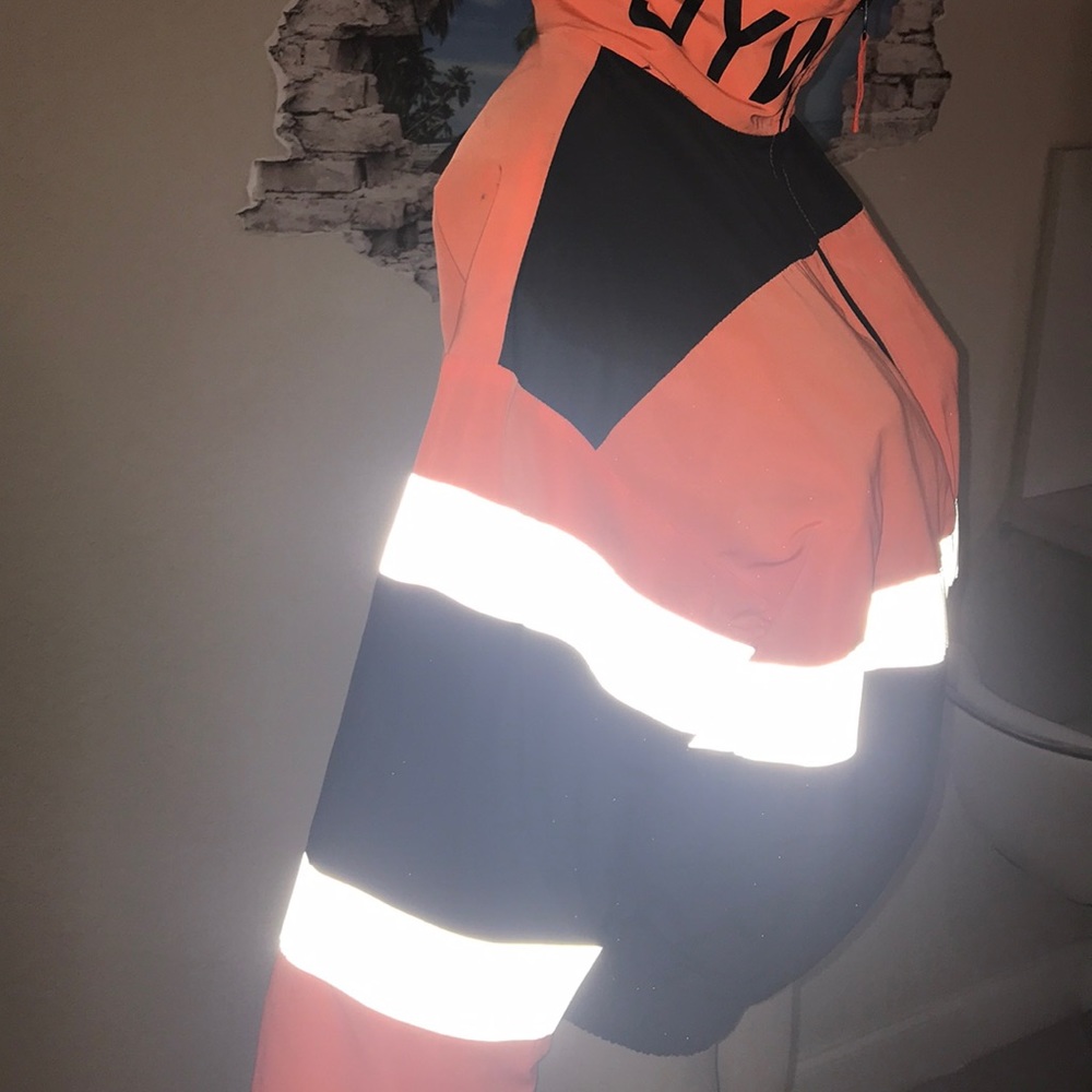 SOLD Forever 21 Limited Edition NYC Neon Jacket - Picture 6 of 9